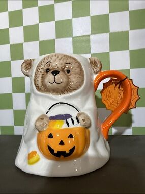 Viral Halloween Bear Pumpkin Treat Ceramic Mug - White & Orange